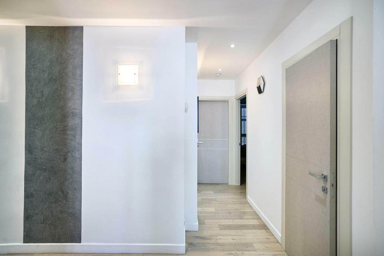 "Le Nomad" By Enjoynice, Luxury Central Apartment With Airco ภายนอก รูปภาพ
