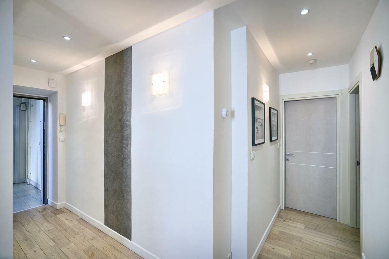"Le Nomad" By Enjoynice, Luxury Central Apartment With Airco ภายนอก รูปภาพ